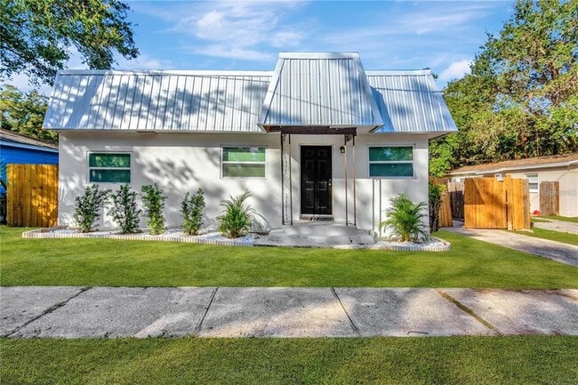 property at 610 Woodlawn St