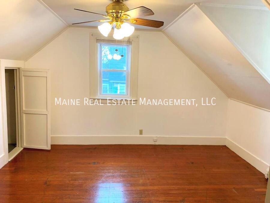160 Grove St in Bangor, ME - Building Photo