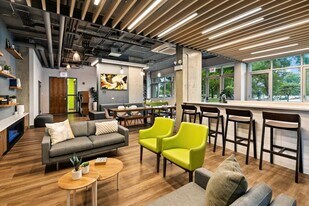 500 E 33rd St in Chicago, IL - Building Photo