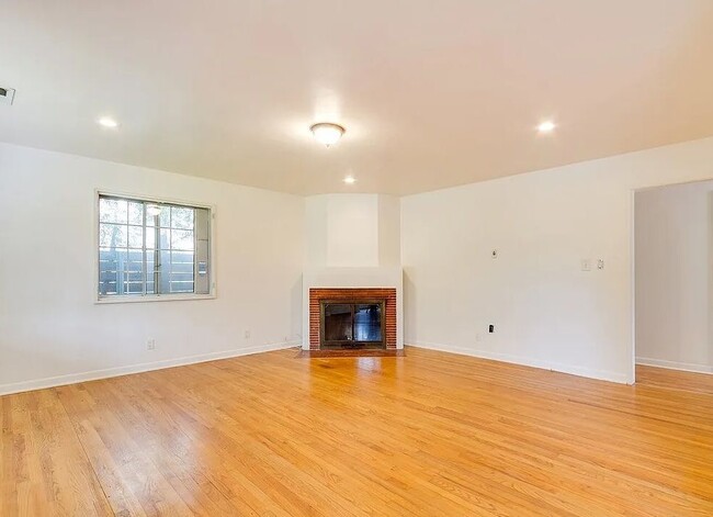 3770 Stewart Ave in Los Angeles, CA - Building Photo - Building Photo