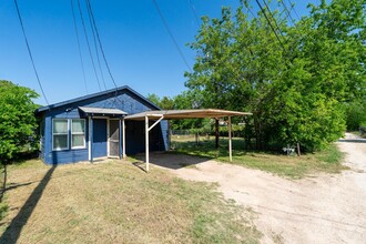 1341 Hickory St, Unit .5 in Abilene, TX - Foto de edificio - Building Photo