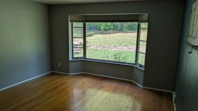 5720 Old Pfeiffer Ln in Blue Ash, OH - Building Photo - Building Photo