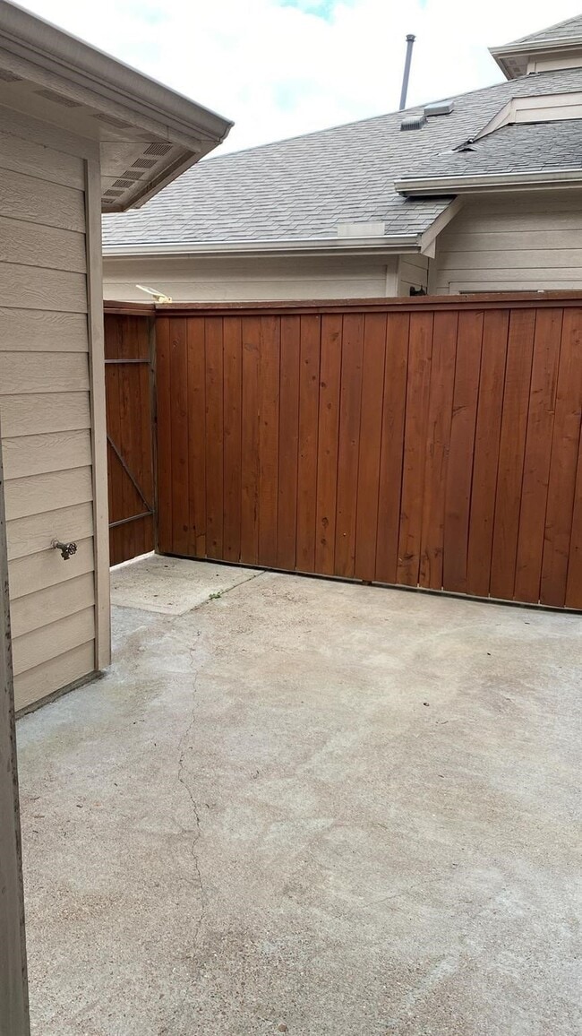 property at 9158 Solvista Pass Ln
