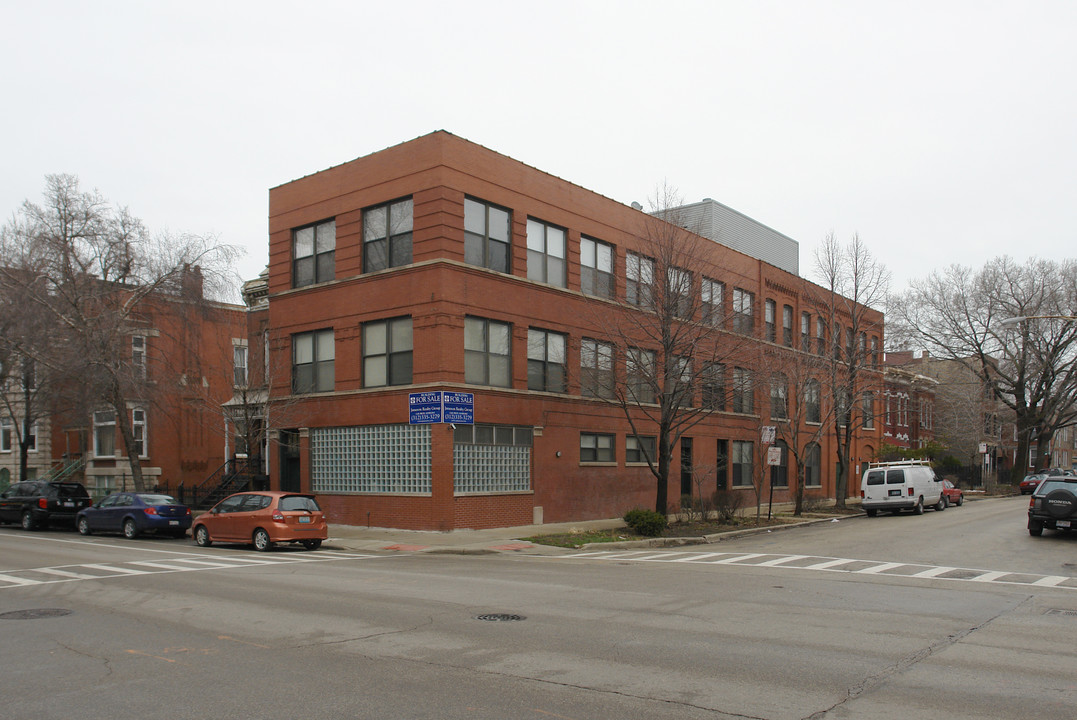 1101 N Damen Ave in Chicago, IL - Foto de edificio
