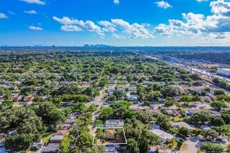 13590 NW 5th Ave in North Miami, FL - Building Photo - Building Photo