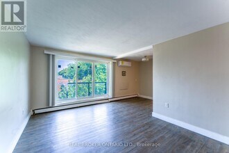 326-326 Hunter St E in Hamilton, ON - Building Photo - Building Photo