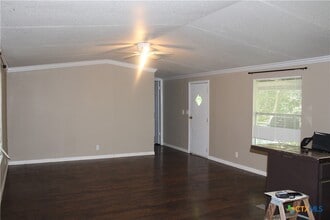 1297 Hidden Fawn in Canyon Lake, TX - Building Photo - Building Photo