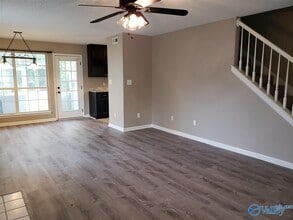 110 SW Brushcreek Dr in Huntsville, AL - Building Photo - Building Photo