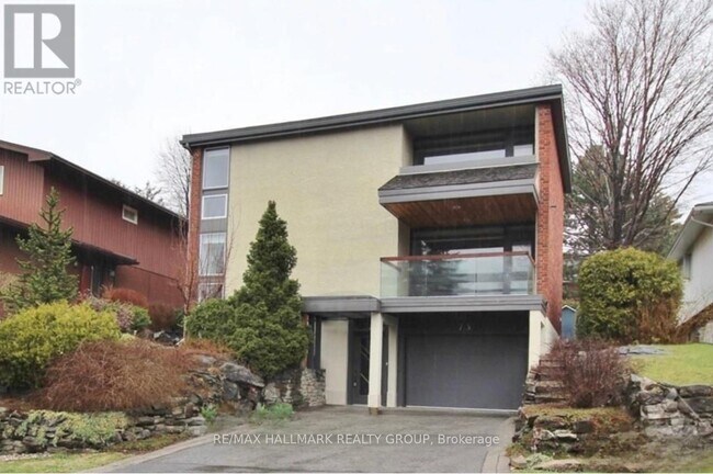 property at 73 Old Irving Pl