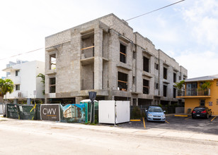 West Brickell Townhomes in Miami, FL - Building Photo - Building Photo