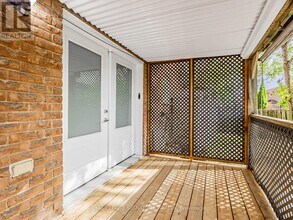 1551 Dellbrook Ave in Pickering, ON - Building Photo - Building Photo