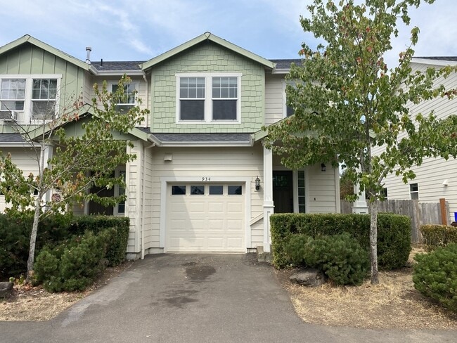 property at 934 Prospect St