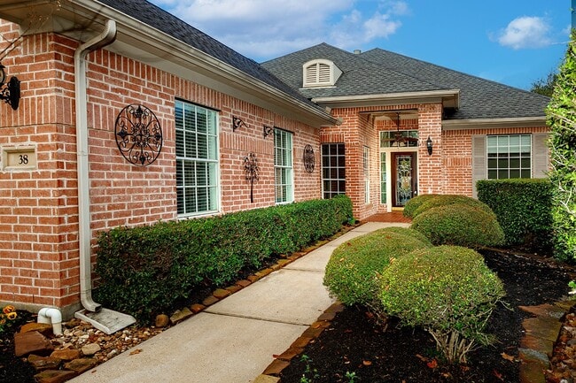 38 Eagle Mead Pl