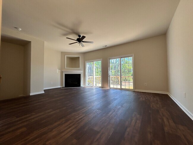 108 Gallent Hedge Trail in Apex, NC - Building Photo - Building Photo