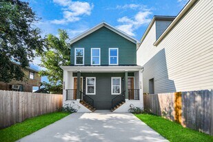 1510 E 31st St in Houston, TX - Building Photo