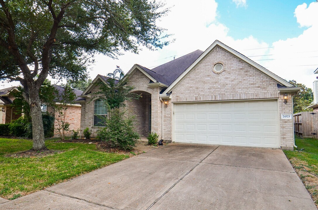 24323 Condors Nest in Katy, TX - Building Photo