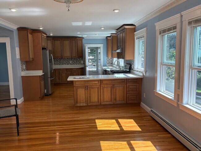 33 Prentiss St, Unit 1st Fl