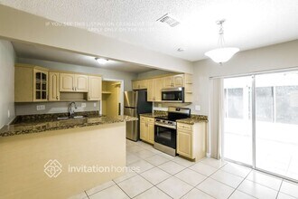 7714 SW 6th Ct in North Lauderdale, FL - Foto de edificio - Building Photo