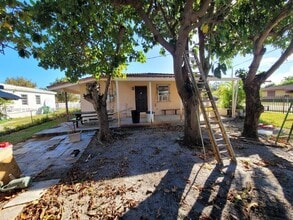 5451 SW 5th Ter in Coral Gables, FL - Building Photo - Building Photo