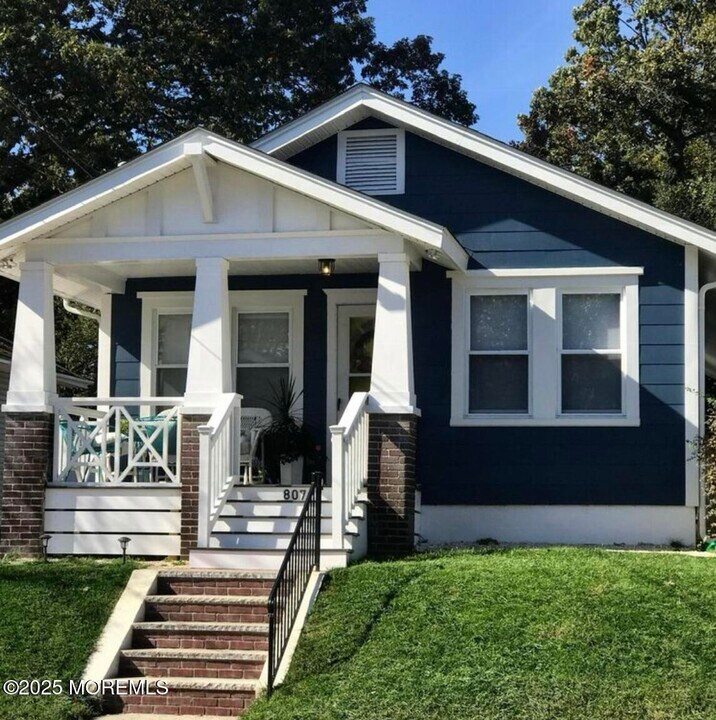 807 Ridge Ave in Neptune City, NJ - Building Photo