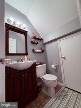 15 Washington Ct in East Windsor, NJ - Building Photo - Building Photo