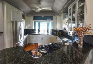 5618 Bellevue Ave in San Diego, CA - Building Photo - Building Photo