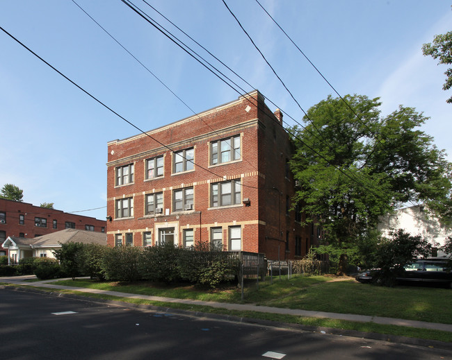 131 Martin St in Hartford, CT - Foto de edificio - Building Photo