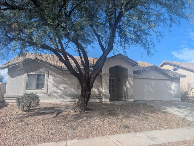 9483 E Ashford Dr in Tucson, AZ - Building Photo - Building Photo