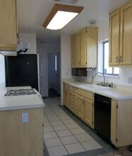 6112 Norman Ct in Inyokern, CA - Building Photo - Building Photo