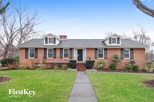 535 Drumheller Rd in Clemmons, NC - Building Photo