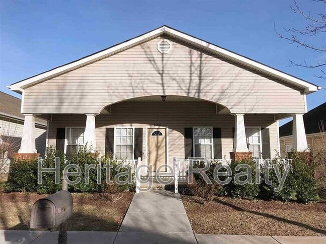 property at 3006 Franklin Ave