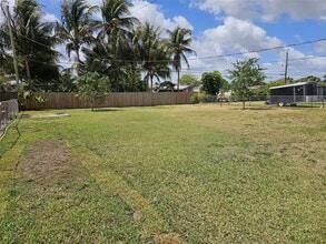 1430 NW 10th St in Homestead, FL - Building Photo - Building Photo