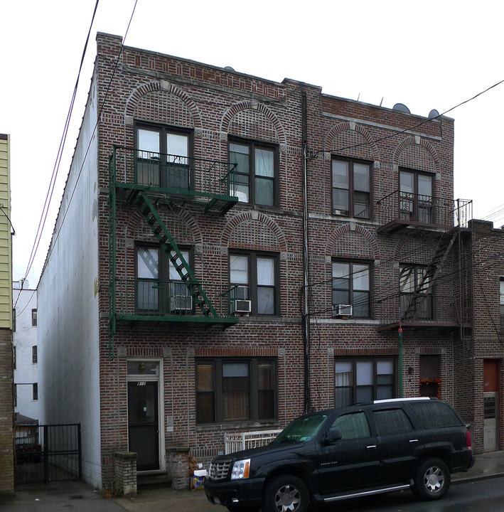 812 Bay Ridge Ave in Brooklyn, NY - Building Photo