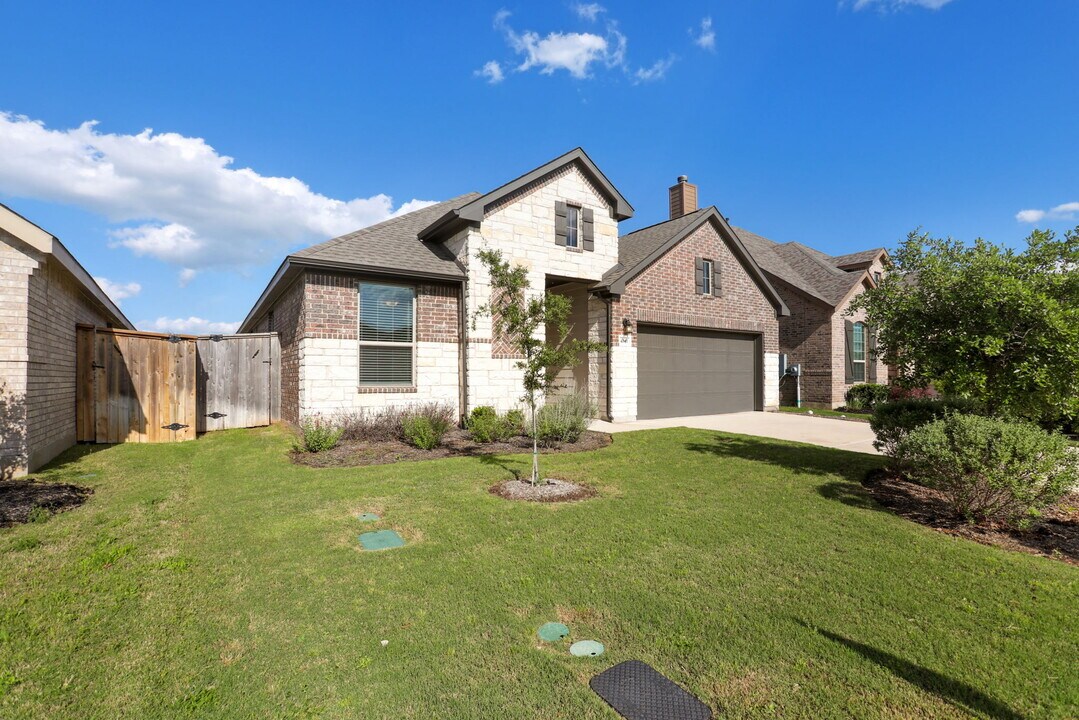 4141 Presidio Ln in Round Rock, TX - Building Photo