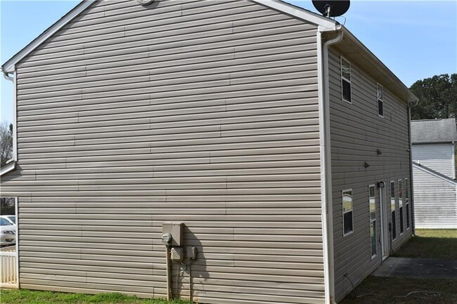 1098 Village Creek in Jonesboro, GA - Building Photo - Building Photo