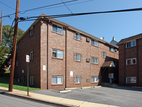 Mountain View in West Conshohocken, PA - Building Photo - Building Photo