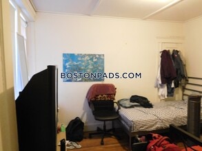 1179 Boylston St in Boston, MA - Foto de edificio - Building Photo