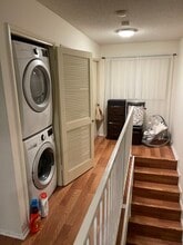 231 N Isabel St, Unit 8 in Glendale, CA - Building Photo - Building Photo