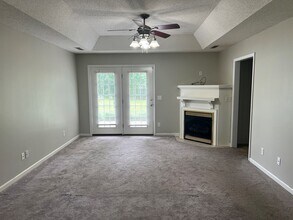 325 Trailwood Dr in Sumter, SC - Building Photo - Building Photo