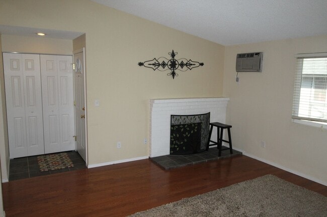 108 E Weile Ave in Spokane, WA - Building Photo - Building Photo
