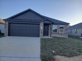 732 Canyon Run in Seguin, TX - Building Photo