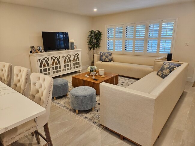 3951 NE 17th Ave in Pompano Beach, FL - Building Photo - Building Photo