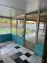 9314 Valley Stream in Houston, TX - Building Photo - Building Photo