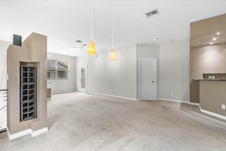 3116 Grandiflora Dr in Greenacres, FL - Building Photo - Building Photo