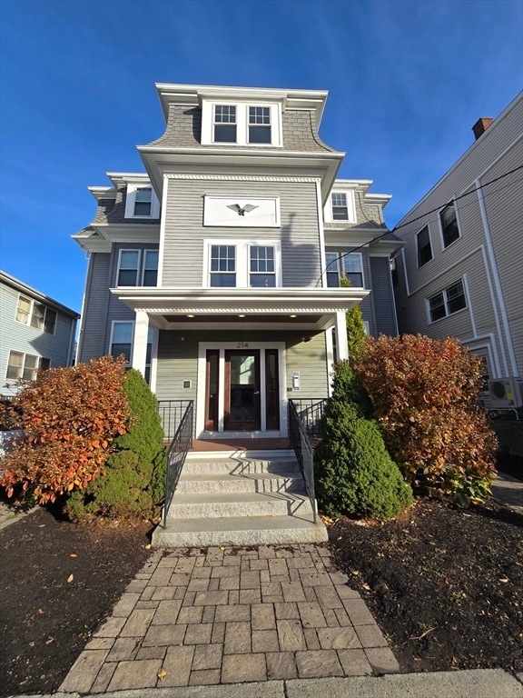 property at 214-216-216 E Eagle St