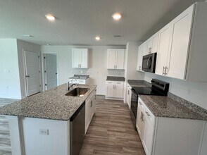 138 Speckled Trout Ln N in Freeport, FL - Building Photo - Building Photo