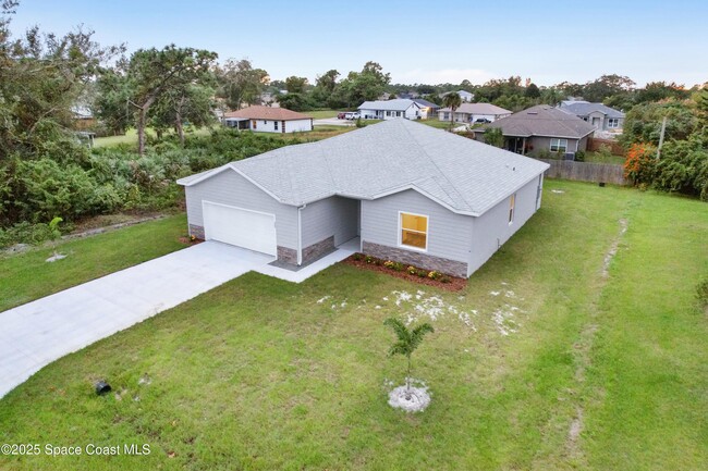 362 Comet Ave SE in Palm Bay, FL - Building Photo - Building Photo