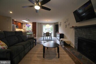1421 Mayflower Dr in McLean, VA - Building Photo - Building Photo