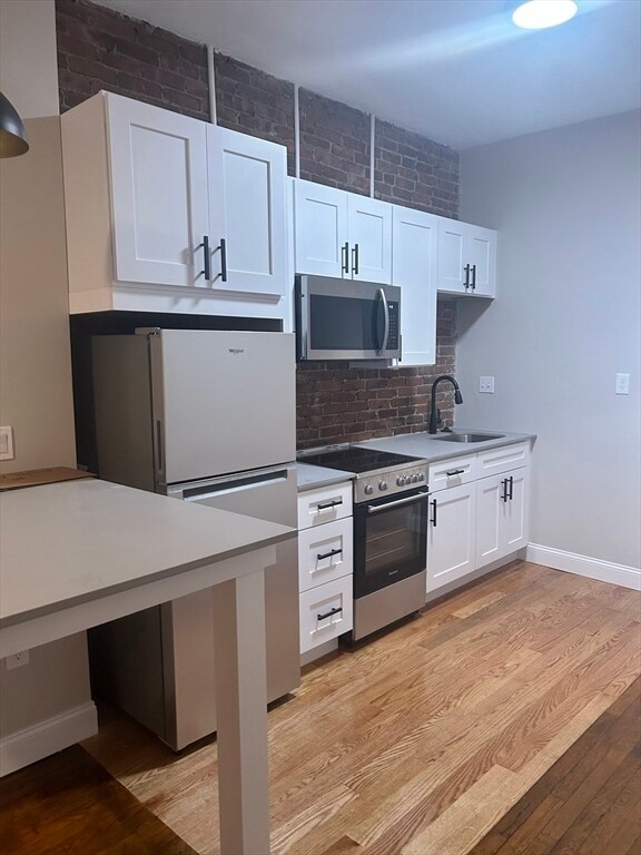 12 Wellington St, Unit 1