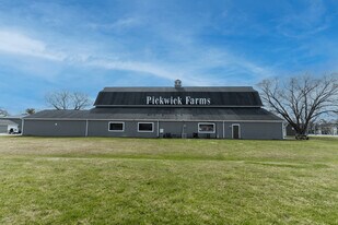 Pickwick Farms